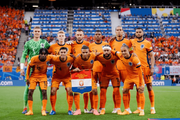 NHL,盐湖城遭红,翼猛烈打击,世界杯直播网,世界杯赛事直播,足球比赛直播,世界杯赛事资讯,足球直播平台