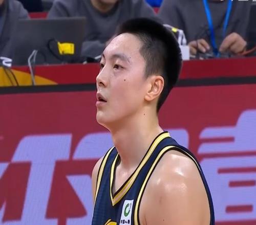 故障停摆,王钰栋争议,事件中主裁,世界杯直播网,世界杯赛事直播,足球比赛直播,世界杯赛事资讯,足球直播平台